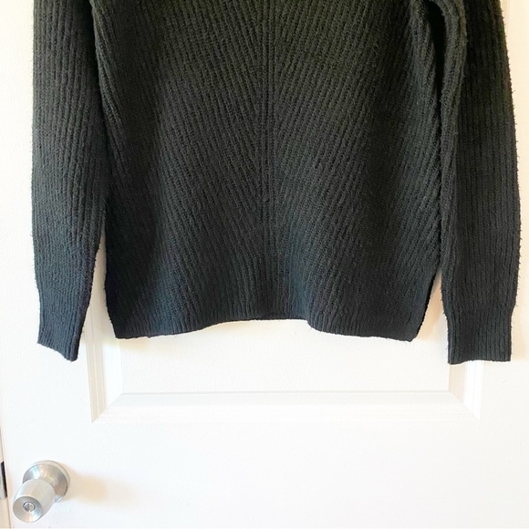 CASLON Black V-Neck Knit Cozy Sweater NWOT - Picture 3 of 7